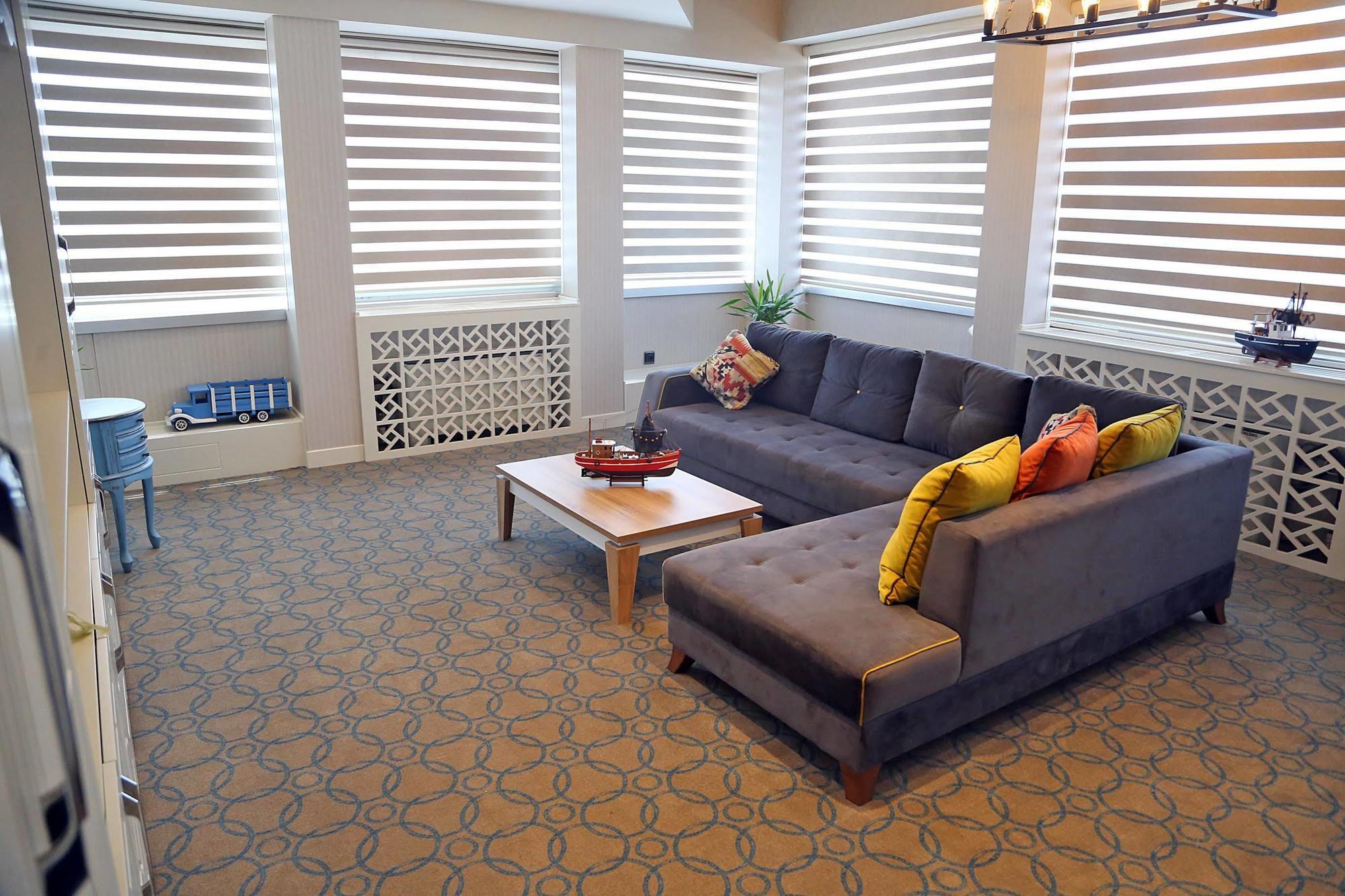 Otel Seven Deep